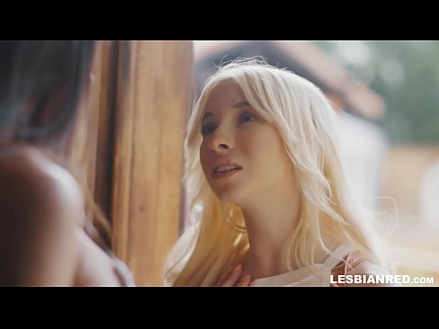 ❤️ Tagann an cailín abhaile cúpla mí ina dhiaidh sin agus itheann sí pussy a leasmham Porn ag ga.pornma-com.ru ❤