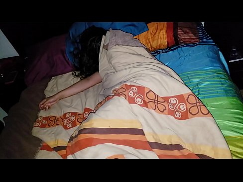 ❤️ Stepson ag bualadh lena leasmháthair óg agus í ina codladh. Porn ag ga.pornma-com.ru ❤